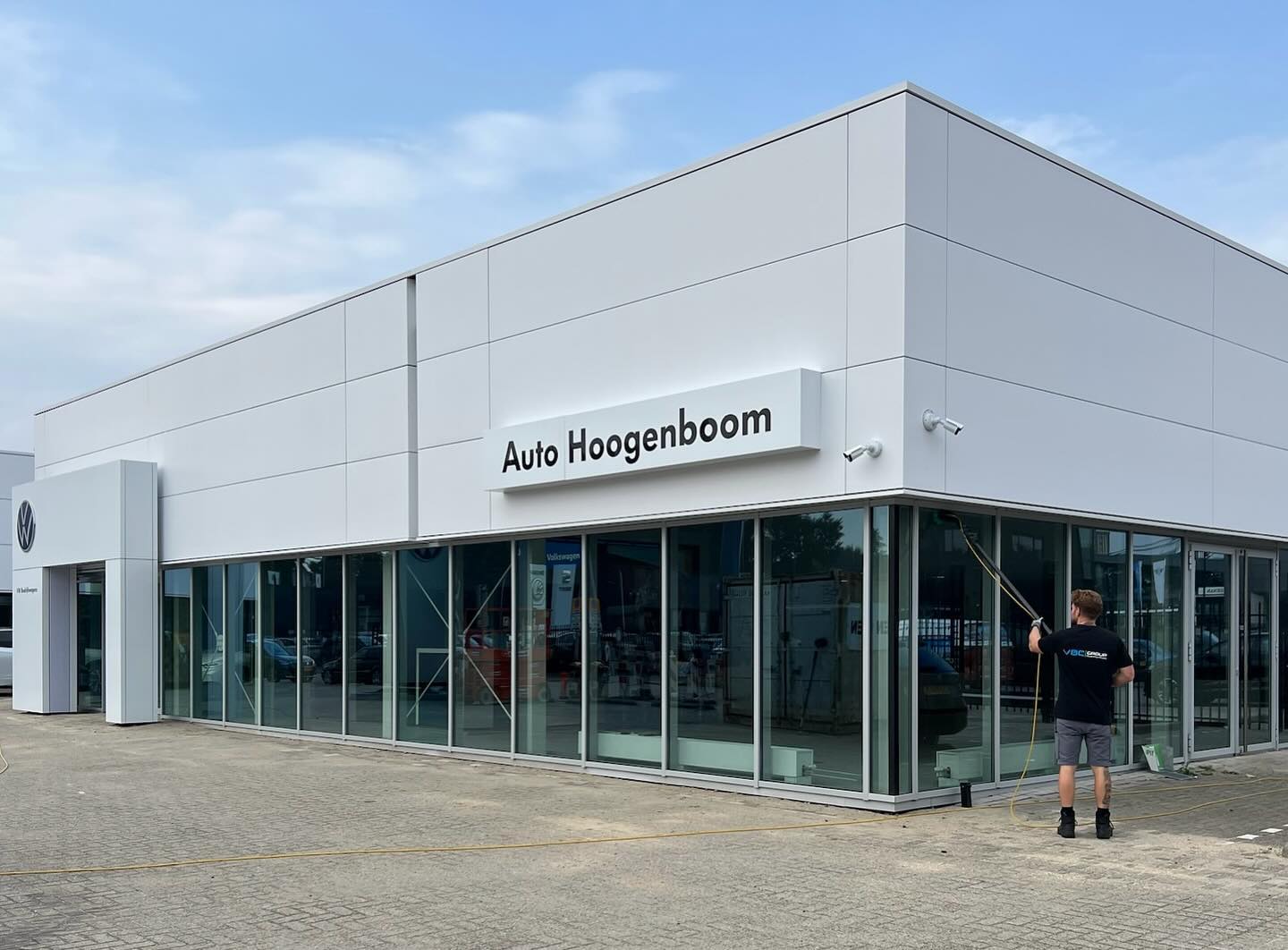 Bedrijfspand-reinigen.nl